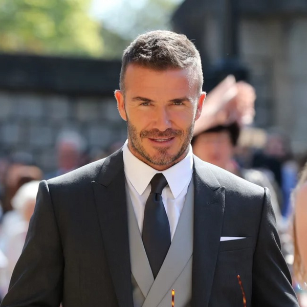 David Beckham: Un'icona del Grooming Maschile e dell'Evoluzione Stilistica dei Capelli