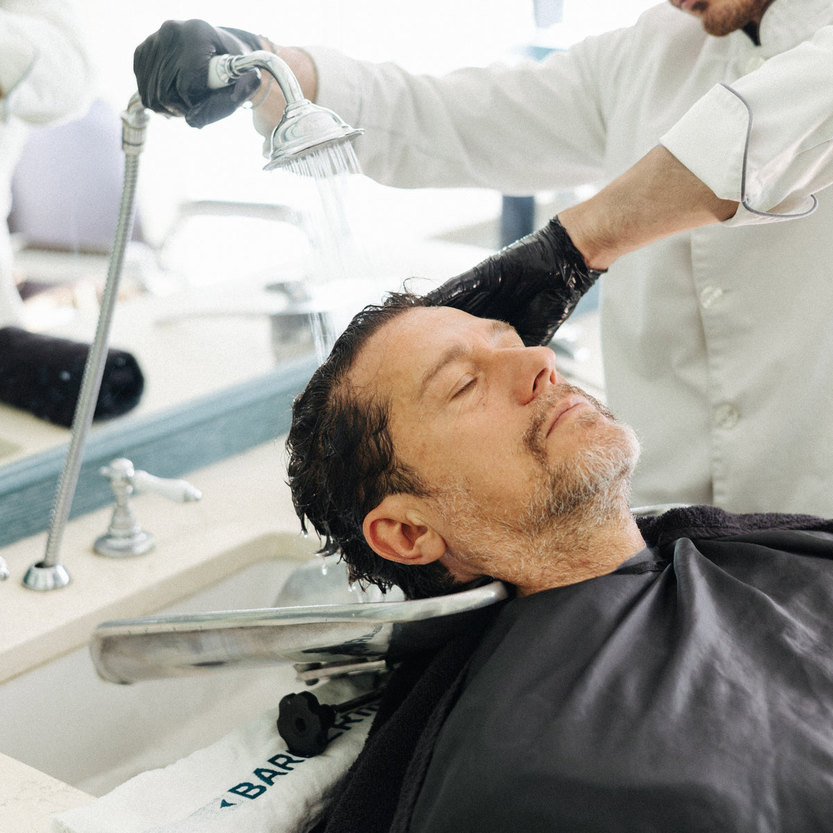 Taglio Uomo con Trattamento Rivitalizzante Barberino's