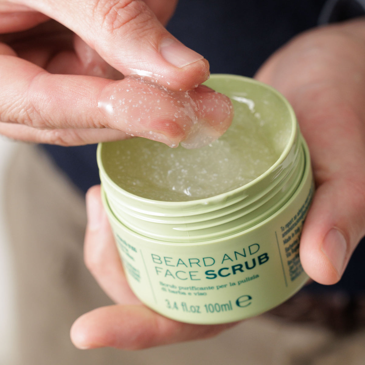 Scrub per barba e viso